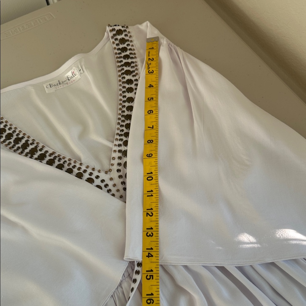 Back from Bali Elegant White Swim Cover-Up Size Large. - Picture 11 of 15